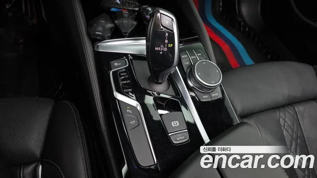 BMW 5 серии 2019 thumb 3