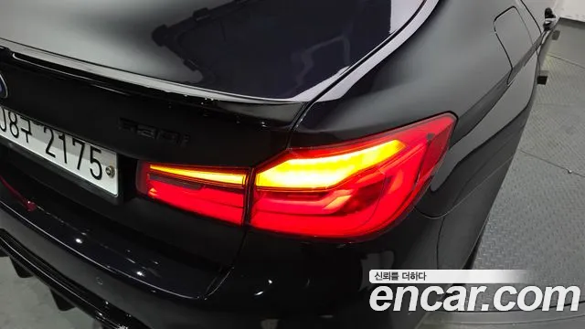 BMW 5 серии 2019 thumb 11
