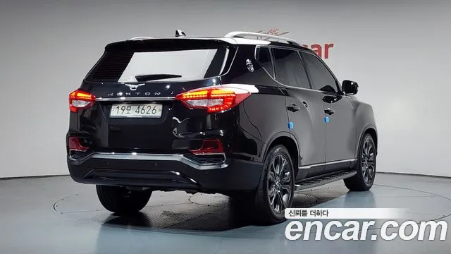 KGM Rexton 2018 thumb 3