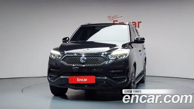 KGM Rexton 2018 thumb 9