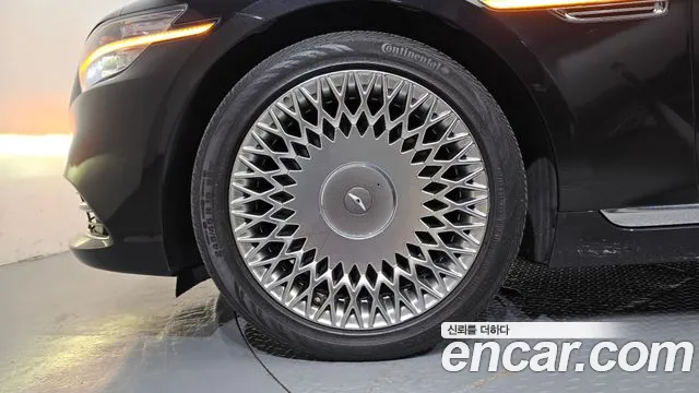 Genesis G90 2019 thumb 3