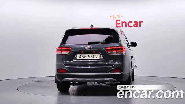 Kia Sorento 2015 thumb 4