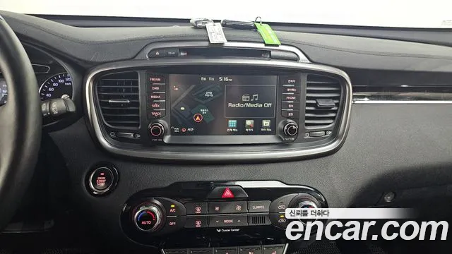 Kia Sorento 2015 thumb 8
