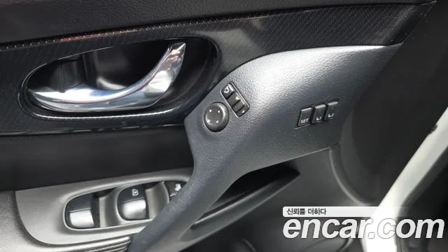 Nissan X-Trail 2018 thumb 7