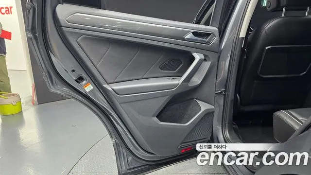 Volkswagen Tiguan 2020 thumb 7