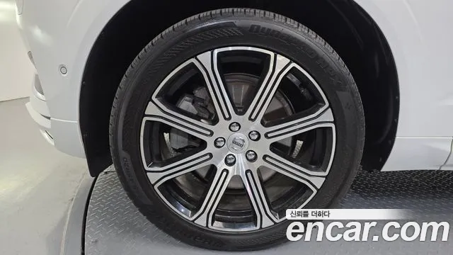 Volvo XC60 2018 thumb 6
