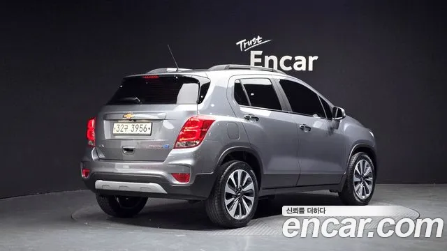 Chevrolet Trax 2018 thumb 2