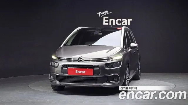 DS C4 Picasso 2018 thumb 8