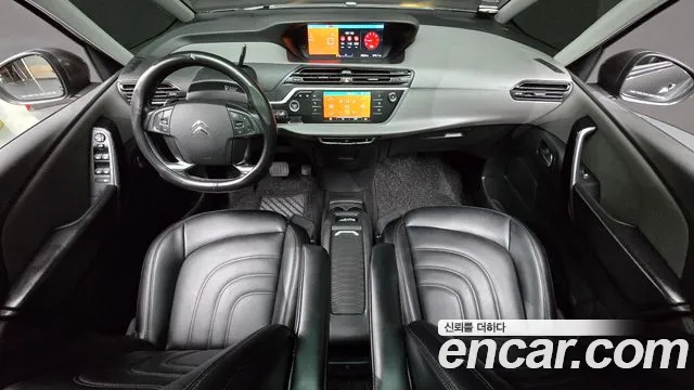DS C4 Picasso 2018 thumb 11
