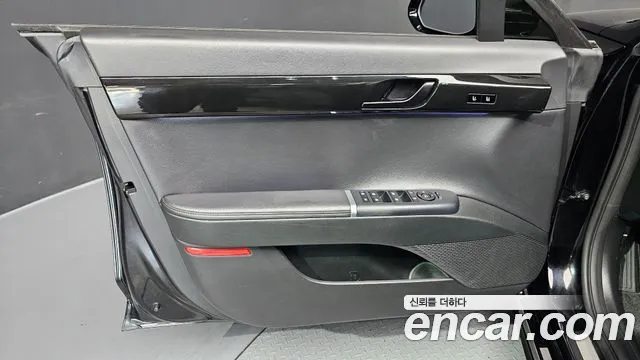 Hyundai Grandeur 2023 thumb 3