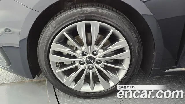 Kia K5 2018 thumb 5
