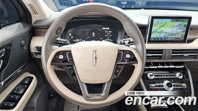 Lincoln Corsair 2022 thumb 4