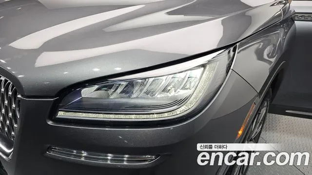 Lincoln Corsair 2022 thumb 6