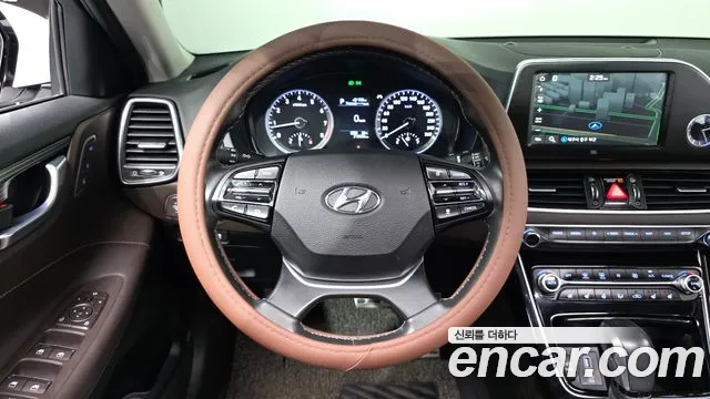 Hyundai Grandeur 2017 thumb 4