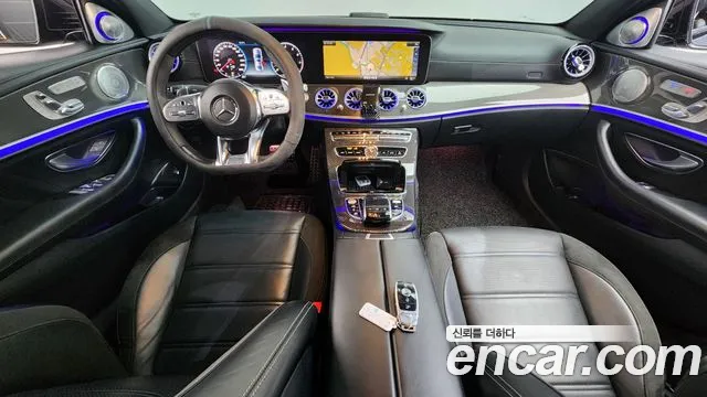 Mercedes-Benz E-Class 2019 thumb 4