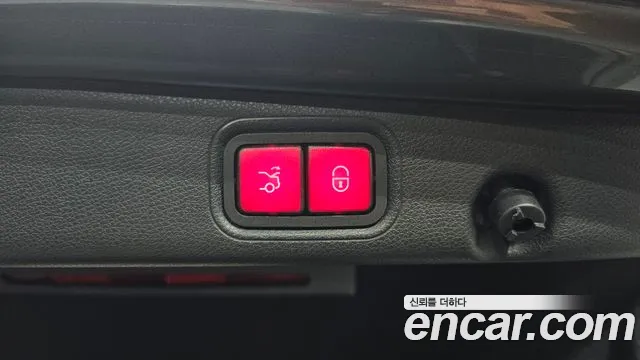 Mercedes-Benz E-Class 2019 thumb 5