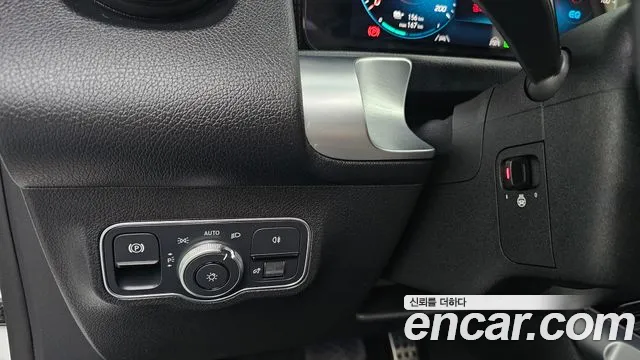 Mercedes-Benz EQB 2024 thumb 5