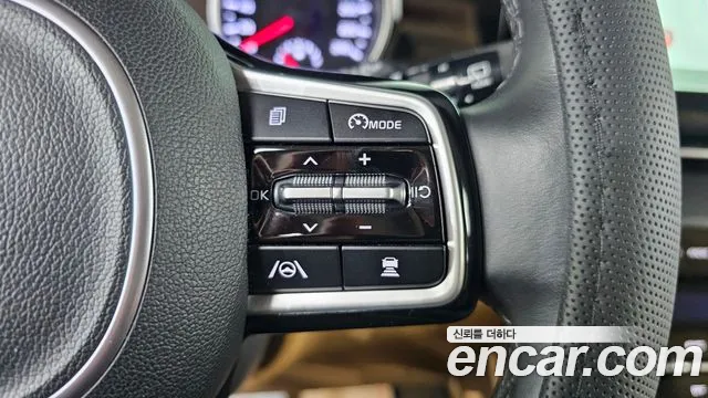Kia Carnival 2022 thumb 9