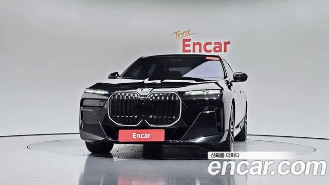 BMW 7 серии 2024 thumb 2