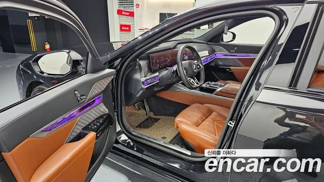 BMW 7 серии 2024 thumb 9