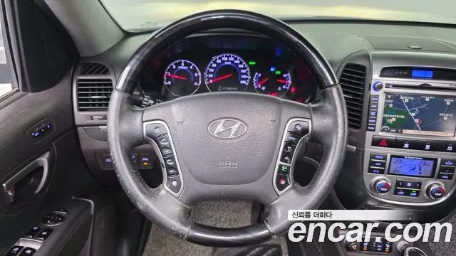 Hyundai Санта Фе 2011 thumb 10