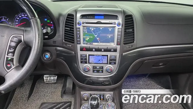 Hyundai Санта Фе 2011 thumb 2
