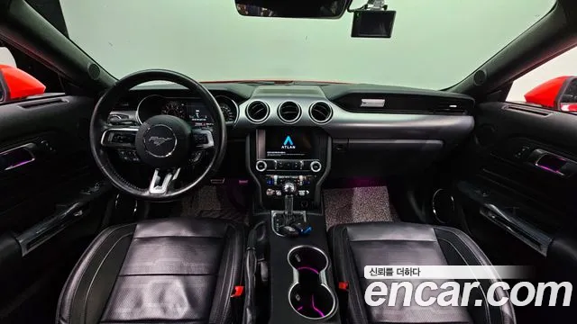 Ford Mustang 2022 thumb 8