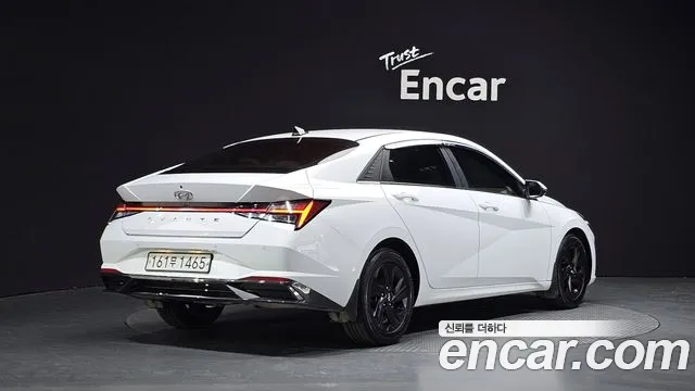 Hyundai Elantra 2020 thumb 2