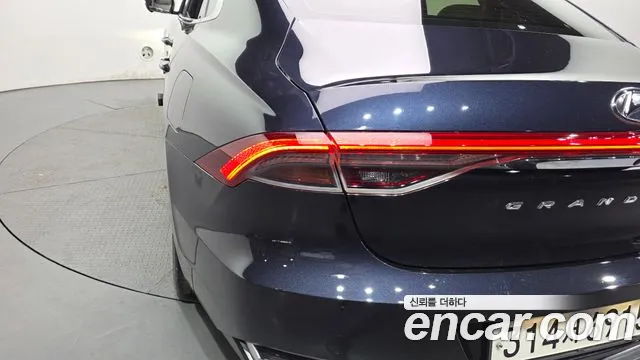 Hyundai Grandeur 2022 thumb 2