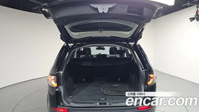 Land Rover Discovery Sport 2016 thumb 6