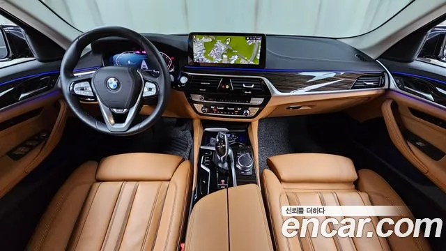 BMW 5 серии 2022 thumb 10