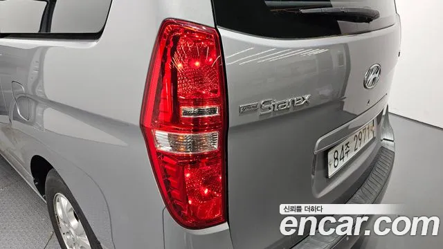 Hyundai Staria 2014 thumb 7
