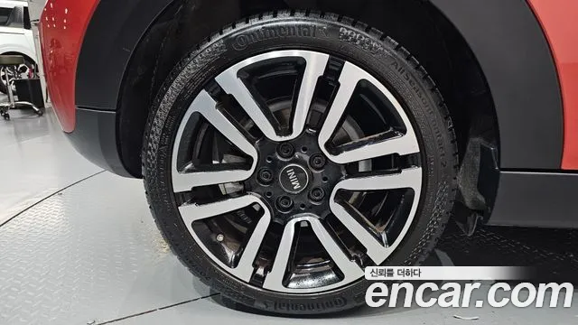 Mini Cooper 2020 thumb 10