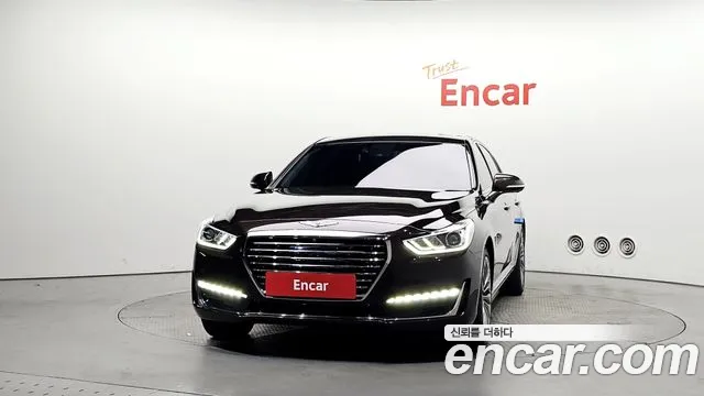 Genesis G90 2017 thumb 2