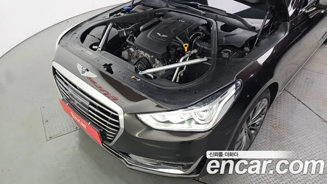 Genesis G90 2017 thumb 5
