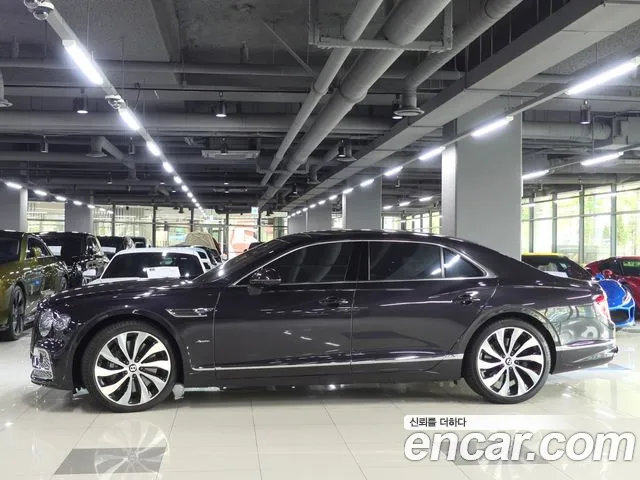 Bentley Flying Spur 2023 thumb 2