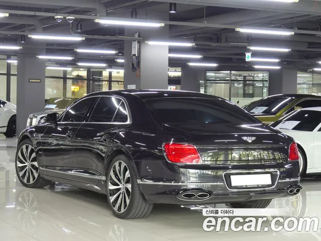 Bentley Flying Spur 2023 thumb 3