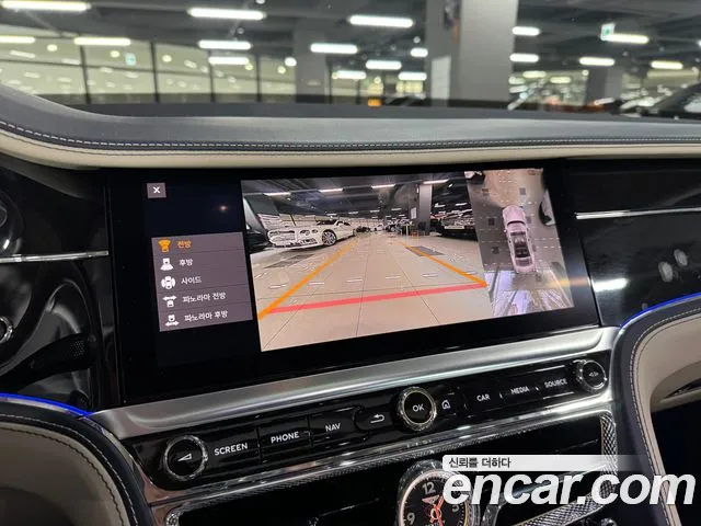 Bentley Flying Spur 2023 thumb 8
