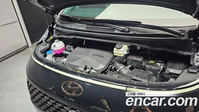 Hyundai Staria 2022 thumb 12