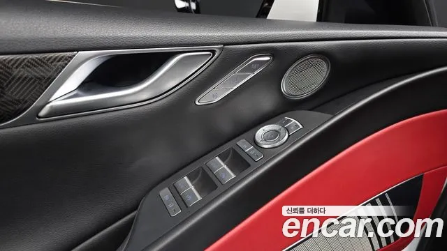 Genesis G80 2022 thumb 9