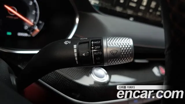 Genesis G80 2022 thumb 2