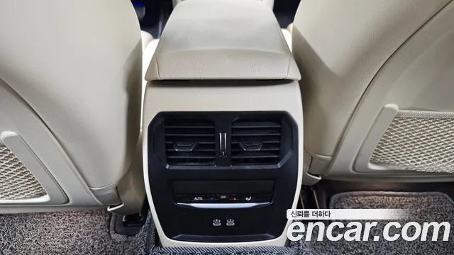 BMW 3 серии 2022 thumb 2