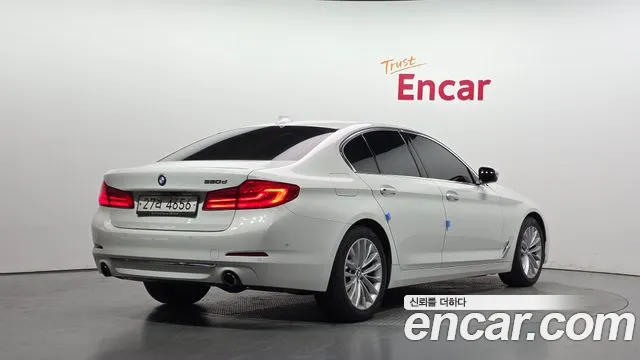 BMW 5 серии 2018 thumb 2