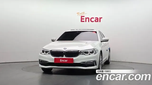 BMW 5 серии 2018 thumb 3