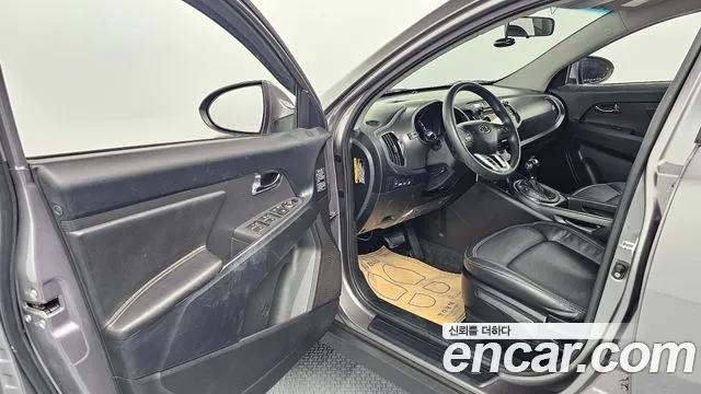 Kia Sportage 2011 thumb 11
