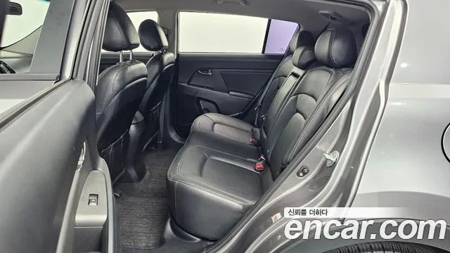 Kia Sportage 2011 thumb 5