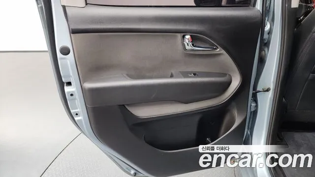Kia Ray 2014 thumb 8