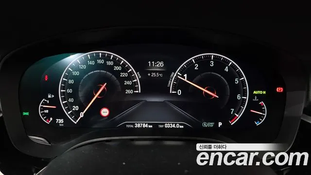 BMW 5 серии 2019 thumb 3