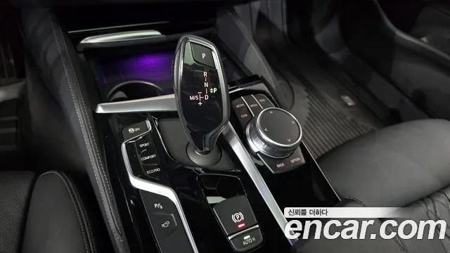 BMW 5 серии 2019 thumb 7