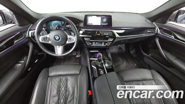 BMW 5 серии 2019 thumb 2